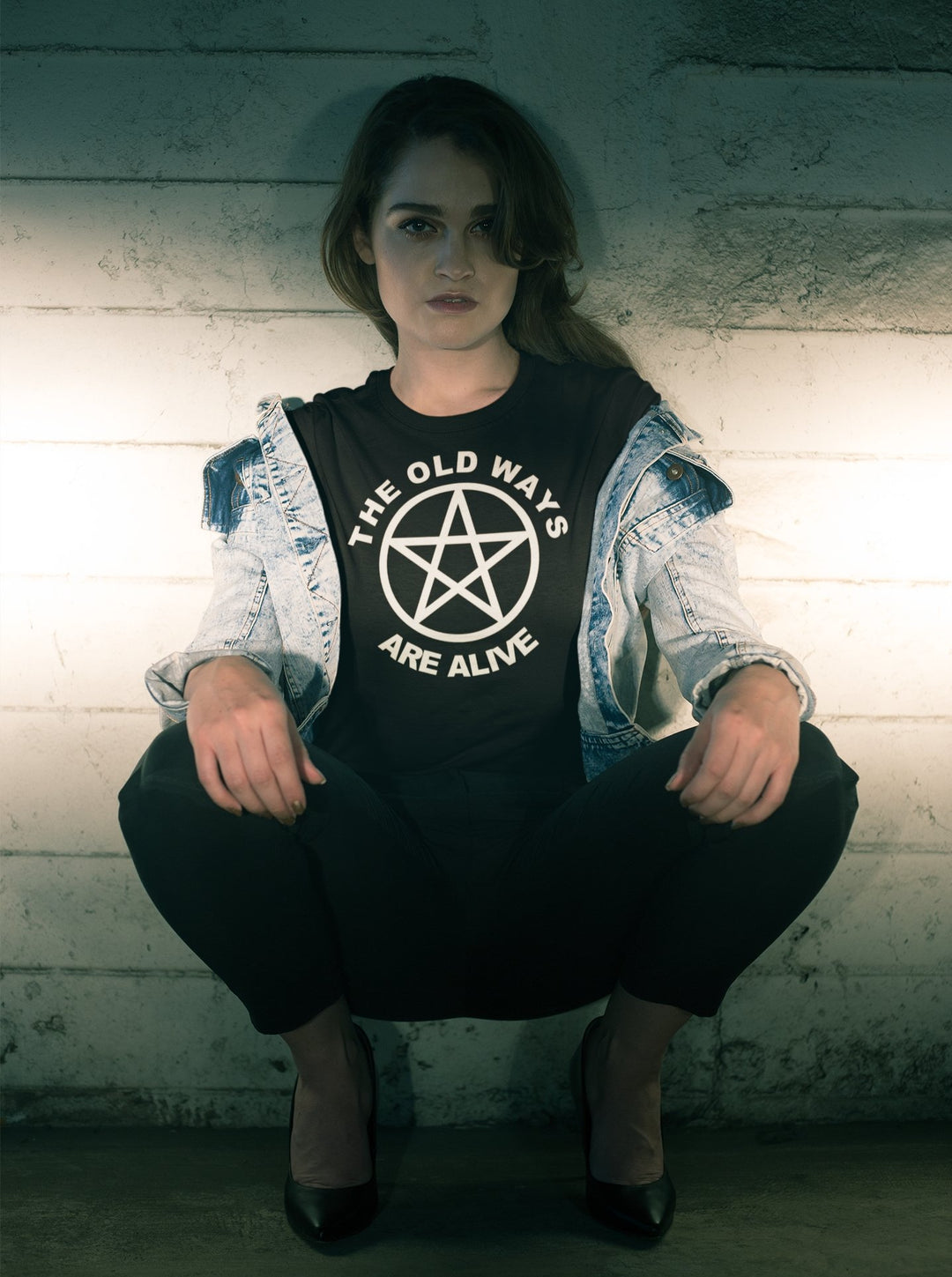 The Old Ways Pentacle Tee (2 colours) - Persephone's Boutique